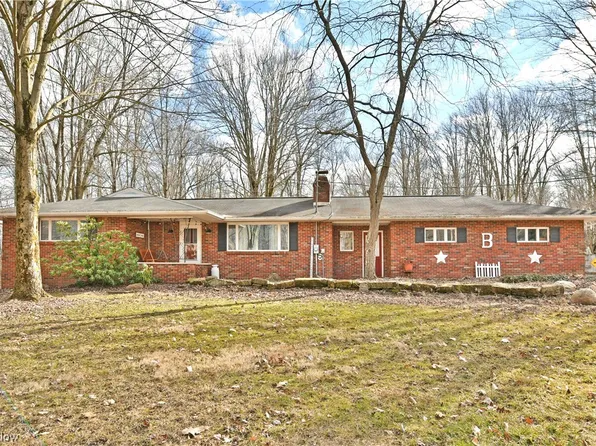 3996 Irishtown Southworth Rd, Farmdale, OH 44417