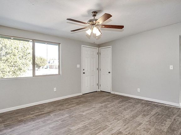 5th image of 733 W Calle Margarita