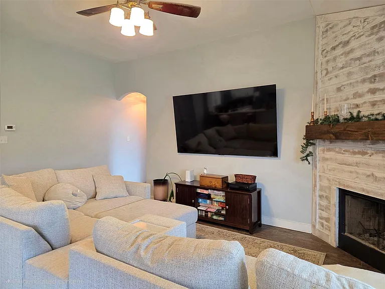 4017 Kerley Ct — Photo 13