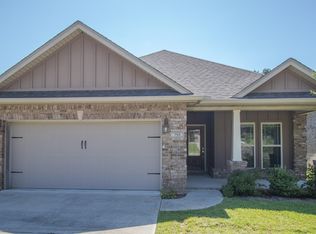 793 Bay Breeze Dr, Biloxi, MS 39532