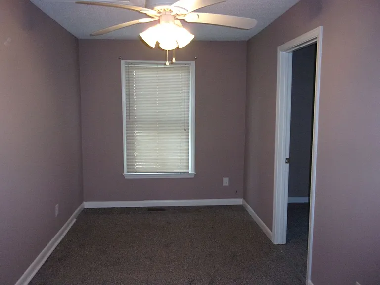 244 Rhea St — Photo 7
