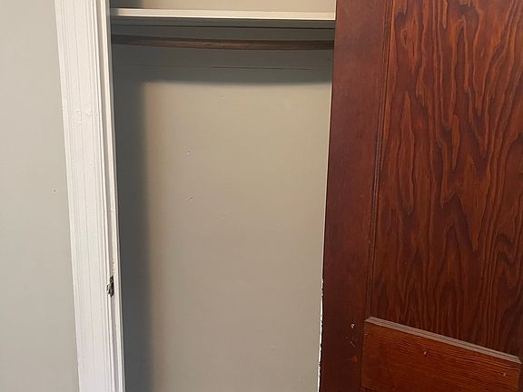 2nd image of 1707 Dinwiddie Ave