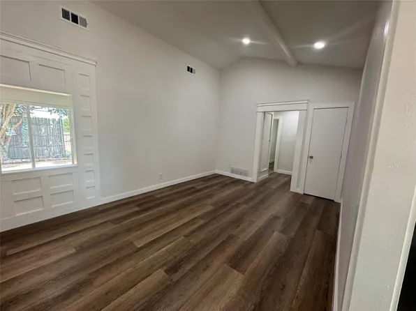 1907 Glenhaven St, Arlington, TX 76010