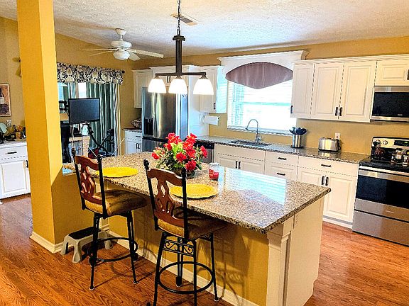 4th image of 6794 Picante Circle