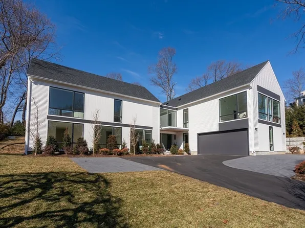 21 White Oak Rd, Newton, MA 02468