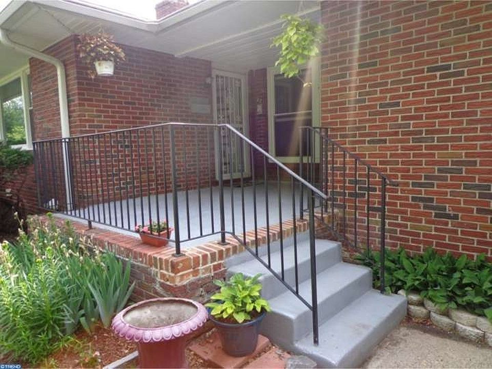 Font Porch