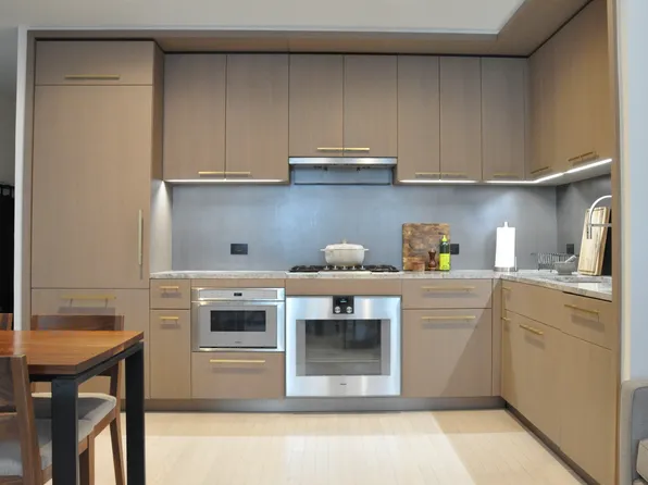 91 Leonard Street image 1 of 13