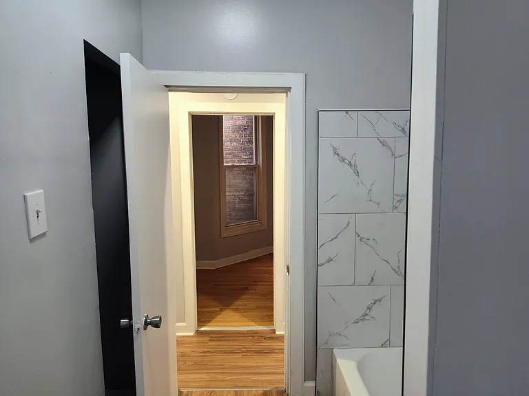 4557 S Wabash Ave #2 — Photo 15