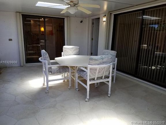 Covered/Screened Patio