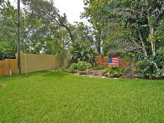 5th image of 3690 Miriam Dr