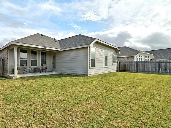 4th image of 154 Plantain Dr