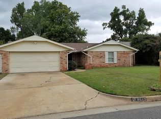 8517 Crestline Dr, Oklahoma City, OK 73132