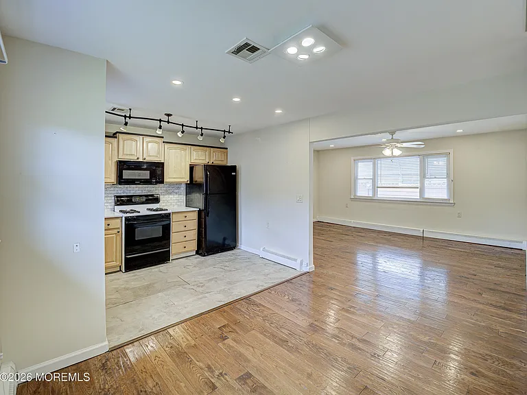 59 Guadeloupe Dr — Photo 12