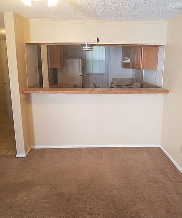 5th image of 1022 Fabulous Dr APT C
