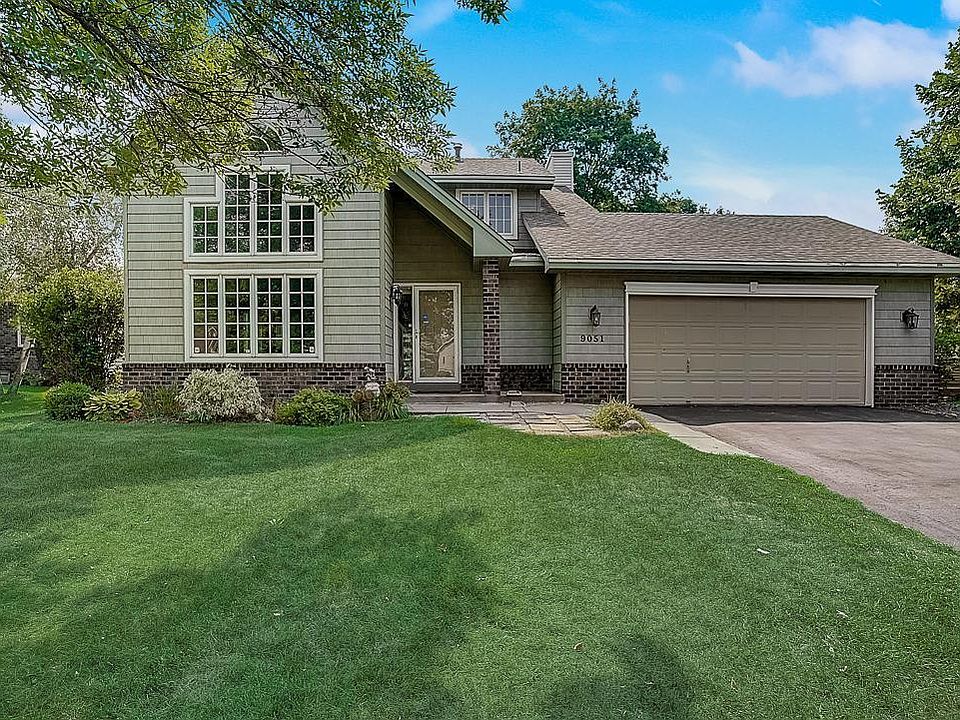1st image of 9051 Loch Lomond Blvd