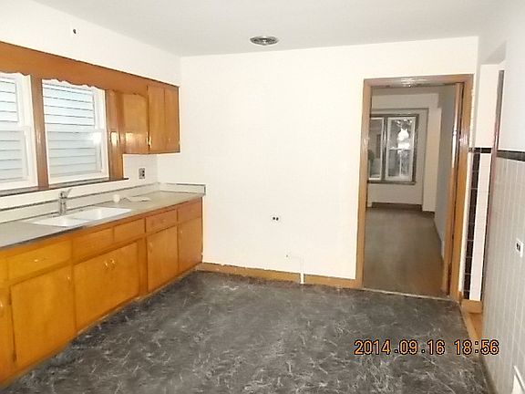 5th image of 5121 S Christiana Ave