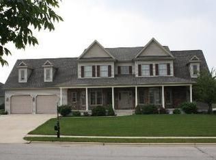 2069 Pheasant Ridge Dr, Warsaw, IN 46580