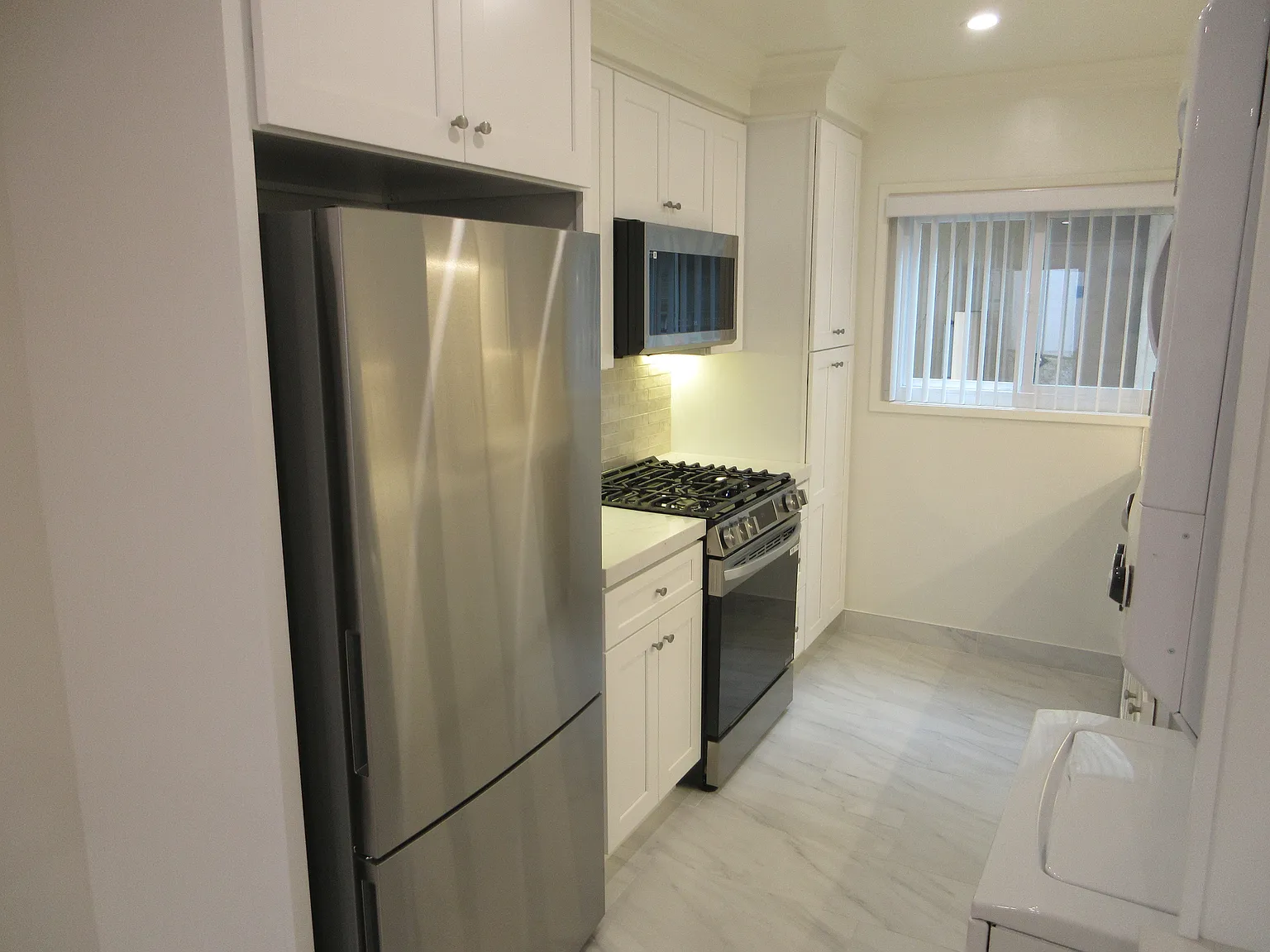 1 bed, 660 sqft, $2,450 — Photo 2