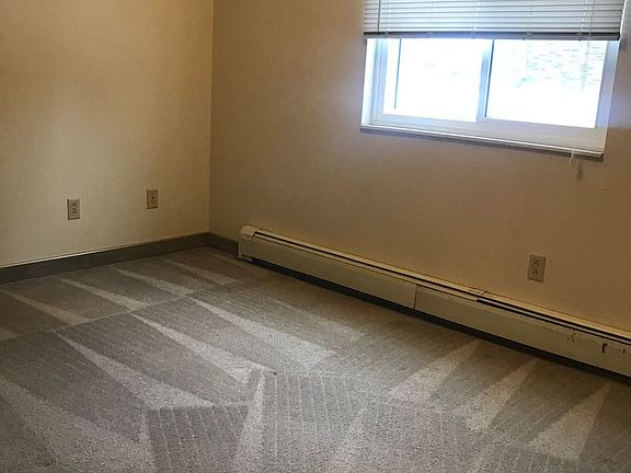 4th image of 2712 E Rosser Ave #1