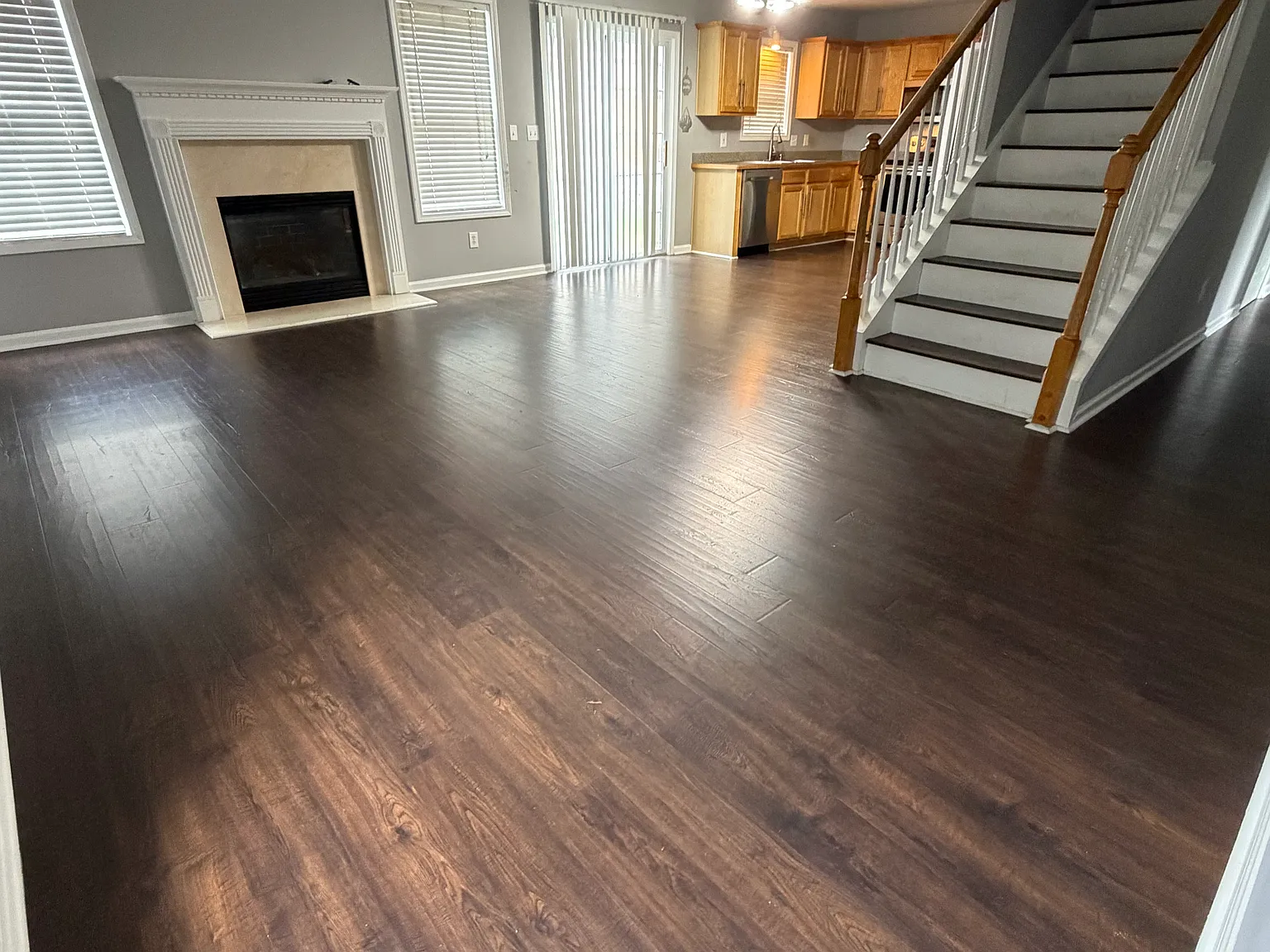 4 bed, 2.5 bath, 1958 sqft, $2,275 — Photo 4