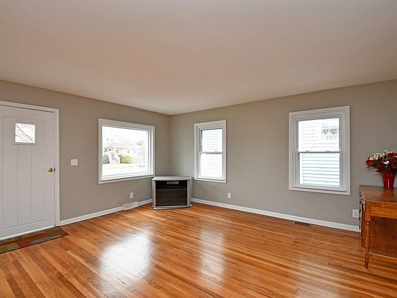 5th image of 3856 Germania Ave