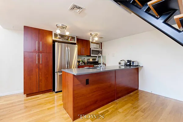 Rented by Town Residential | media 11