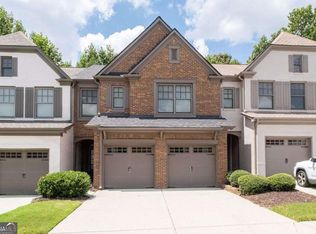 4922 Berkeley Oak Cir, Peachtree Corners, GA 30092