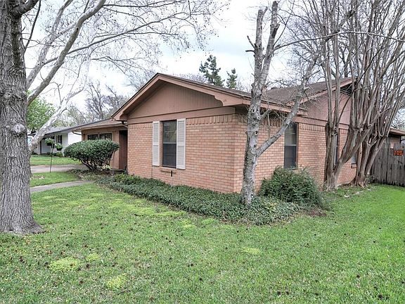 4th image of 1424 Austin Dr