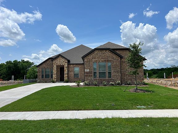 2nd image of 277 Middlefield Dr