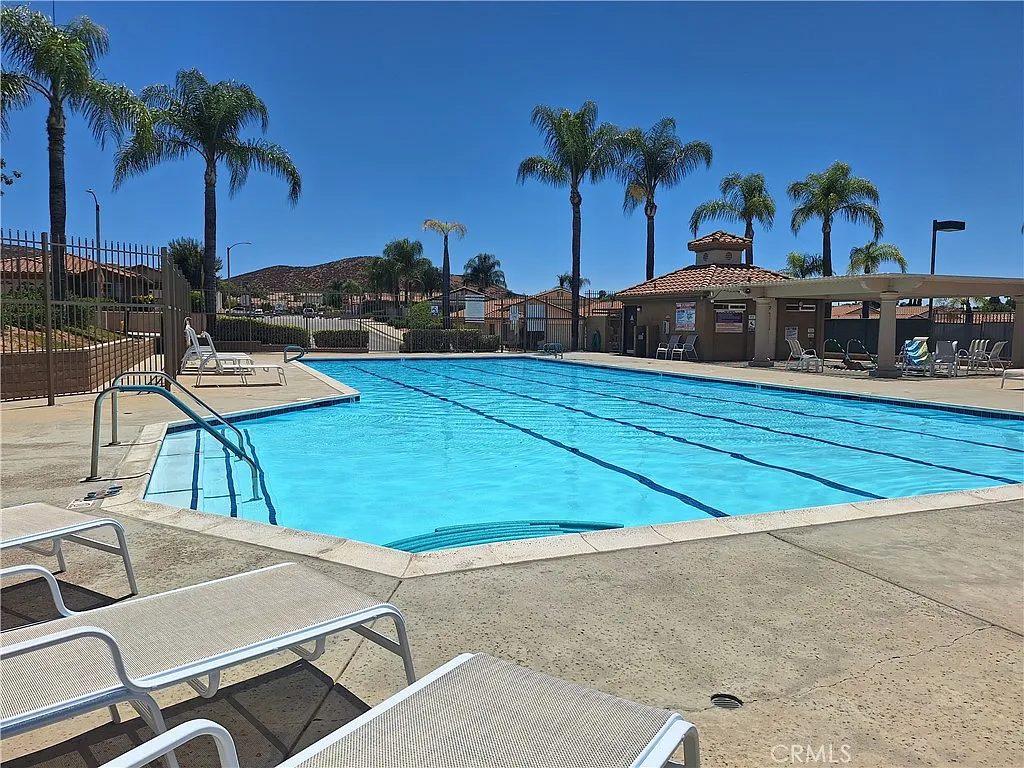 2 bed, 1116 sqft, $2,250 — Photo 3