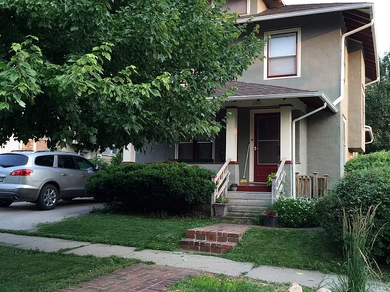 2411 C St — Photo 25