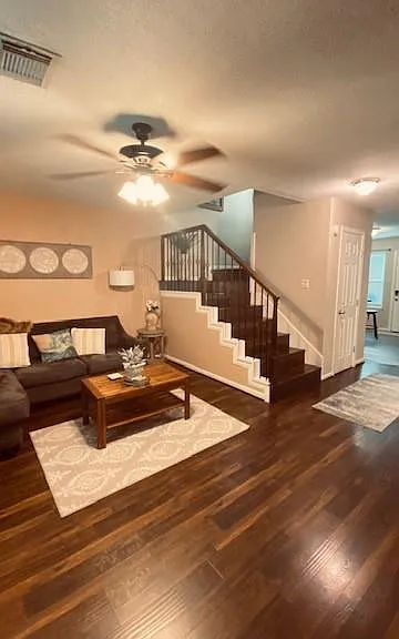 1831 Sherwood Forest St #28 — Photo 3