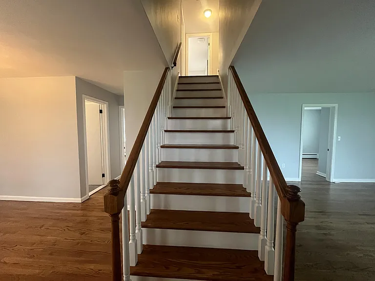 335 Maple St — Photo 21