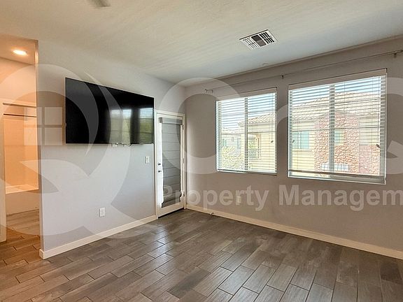 2nd image of 1873 E Frye Rd Unit 101