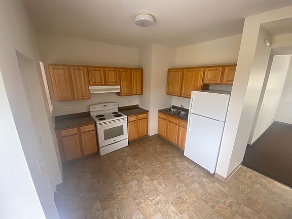 4th image of 5647 W Madison St #10-3C