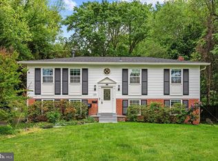 318 Lawyers Rd NW, Vienna, VA 22180
