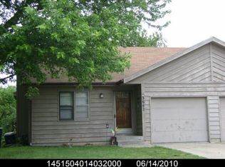 3642 SW Eveningside Dr, Topeka, KS 66614