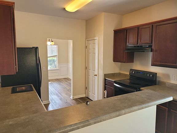 2nd image of 307 Bellarine Dr