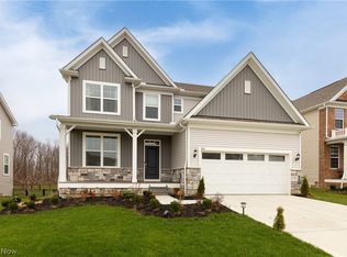 766 River Run Rd, Aurora, OH 44202