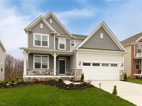 766 River Run Rd, Aurora, OH 44202