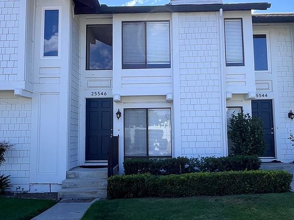 2nd image of 25546 Paseo La Vis