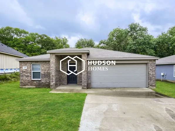 306 Outboard Dr, Mabank, TX 75156