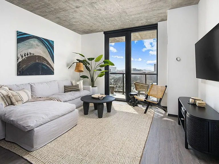 Evo Union Park Apartments — Photo 3