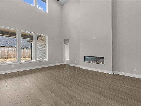 7th image of this home