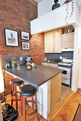 Rented by JK Dansar Corp | media 24