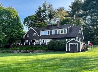39 Lambert Rd, New Canaan, CT 06840