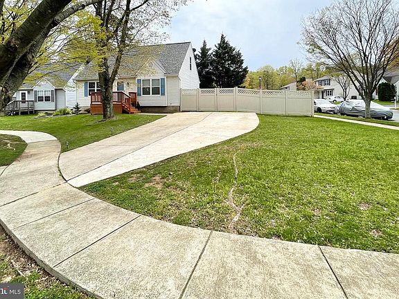 2nd image of 1401 Iron Horse Ct