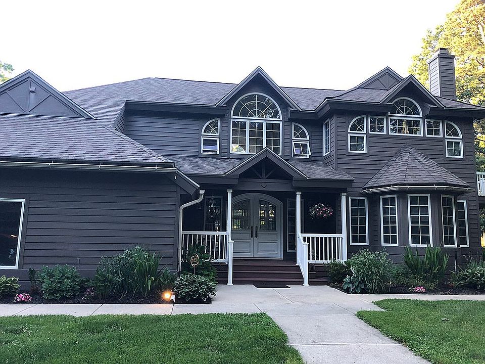 1st image of 795 Strawberry Ave