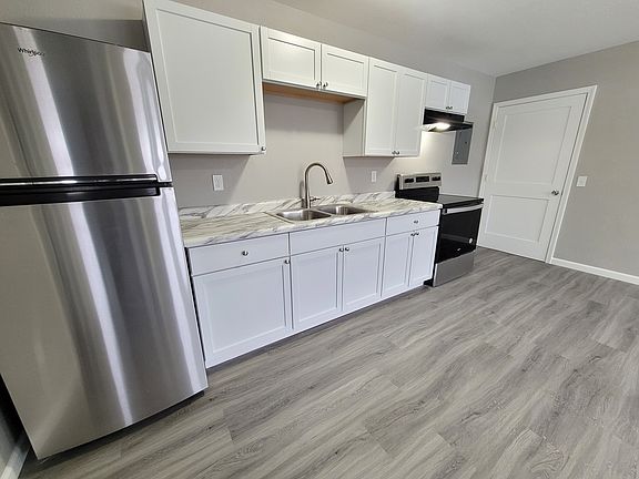 5th image of 1351 Iowa Ave SE #1