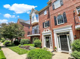 73 11th St NW, Carmel, IN 46032